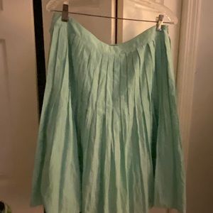 Women’s Pleated Skirt